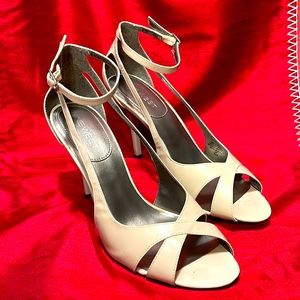 Nine West heels size 9